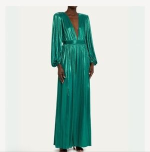 Bronx and Banco Emerald Green Gown